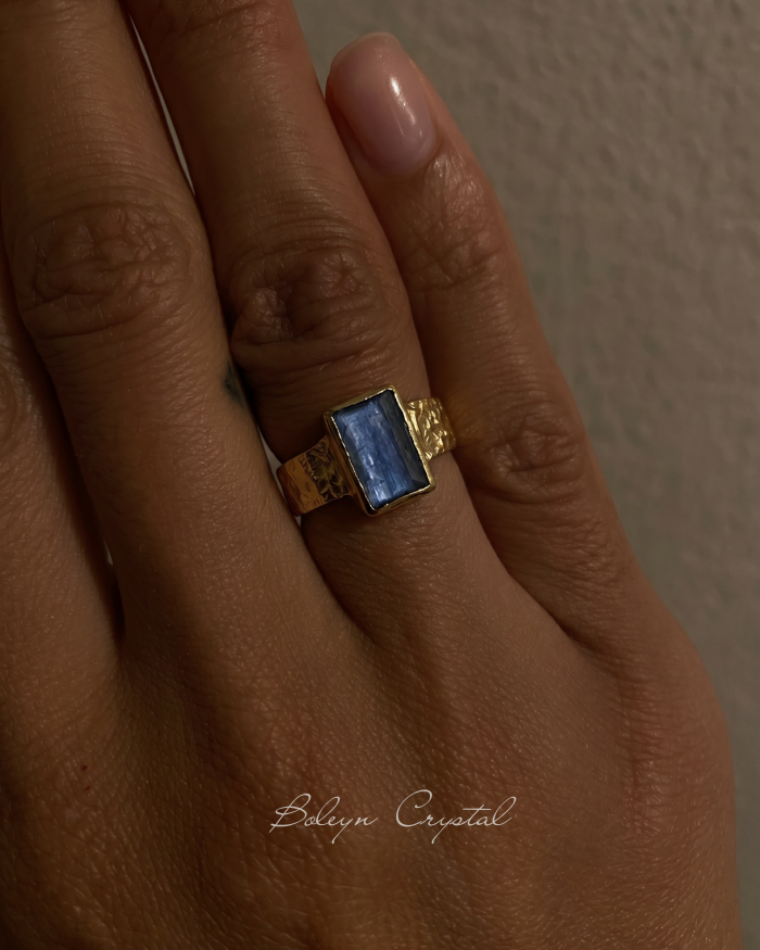 BOLEYN CRYSTAL (9)