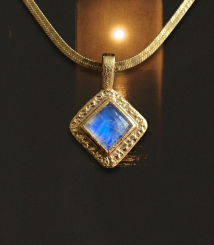 BOLEYN CRYSTAL (1)